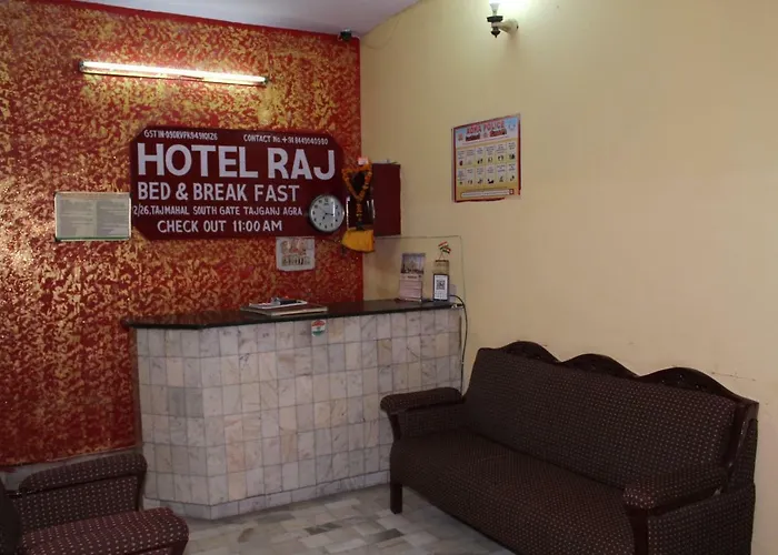 Hotel Raj